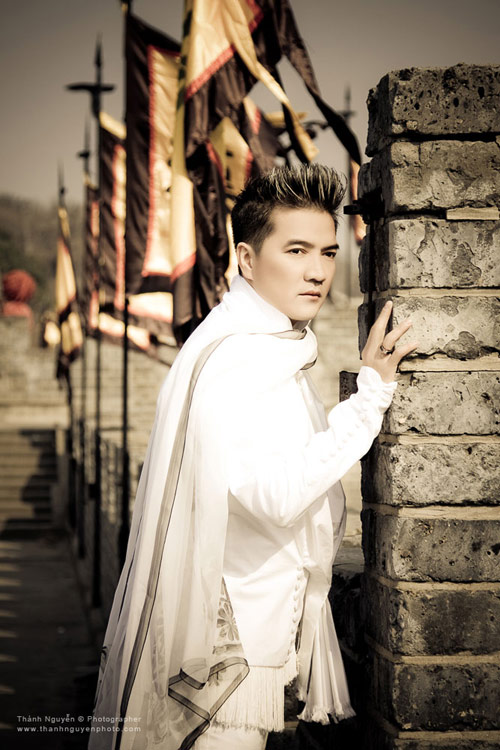 Đ&agrave;m Vĩnh Hưng l&atilde;ng tử Trung Hoa